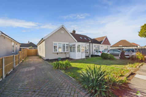 Presented by Clinton Crawford of Ewemove Bexley an