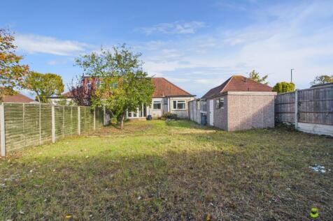 Presented by Clinton at EweMove Bexleyheath and Da