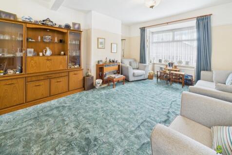 Presented by Clinton at EweMove Bexleyheath and Da