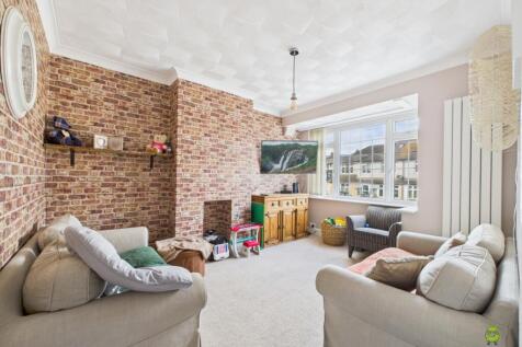 Presented by Kevin at EweMove Bexleyheath and Dart