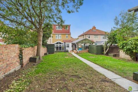 Presented by Kevin at EweMove Bexleyheath and Dart