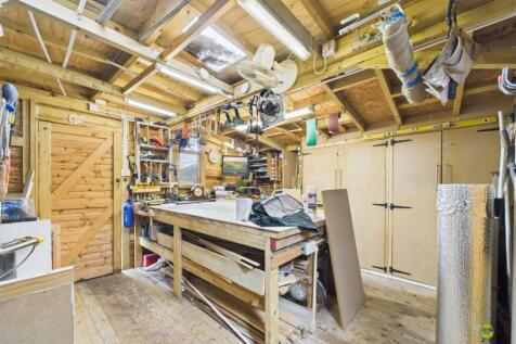 Presented by Kevin at EweMove Bexleyheath and Dart