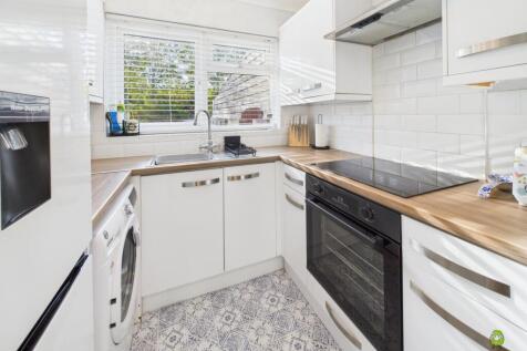 Presented by Clinton Crawford at EweMove Bexleyhea