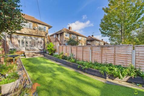 Presented by Clinton Crawford at EweMove Bexleyhea