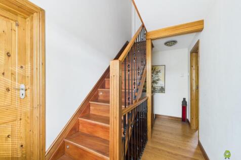 CAM03779G0-PR0310-STILL005