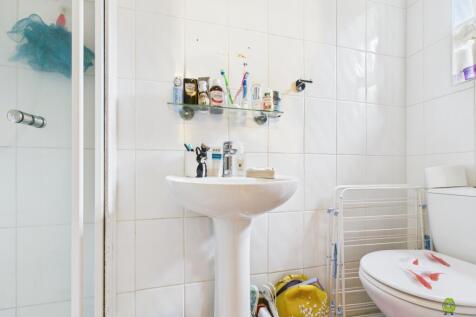 CAM02615G0-PR0135-STILL003