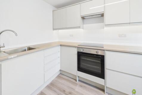 Presented by Clinton at EweMove Bexleyheath and Da