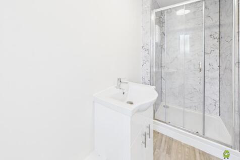 Presented by Clinton at EweMove Bexleyheath and Da