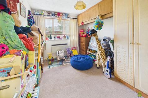 Presented by Clinton at EweMove Bexleyheath and Da