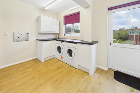 Presented by Clinton at EweMove Bexleyheath and Da