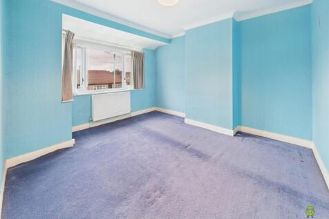 Presented by Clinton at EweMove Bexleyheath and Da