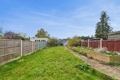 Presented by Clinton at EweMove Bexleyheath and Da