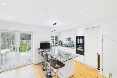 Presented by Robert at EweMove Bexleyheath and Dar