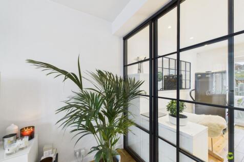 Presented by Robert at EweMove Bexleyheath and Dar