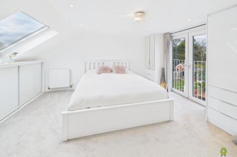 Presented by Robert at EweMove Bexleyheath and Dar