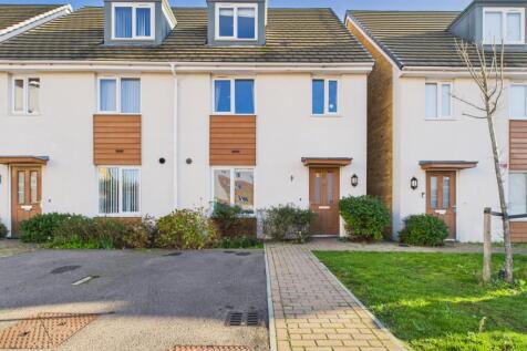 Presented by Nicoleta at EweMove Bexleyheath and D