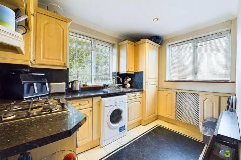 Presented by Kevin at EweMove Bexleyheath and Dart