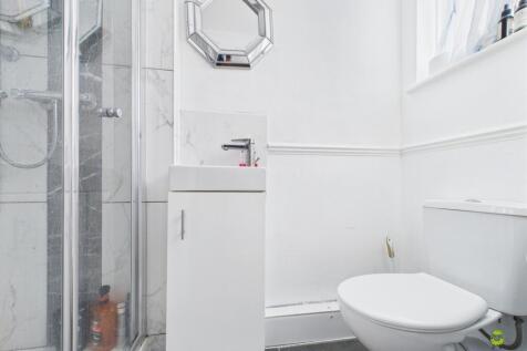 Presented by Kevin at EweMove Bexleyheath and Dart