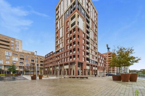 CAM02615G0-PR0132-STILL016