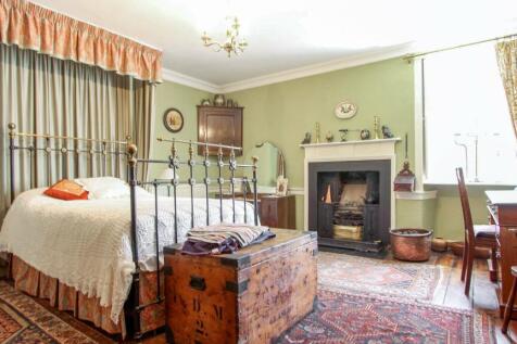Bedroom 1 (Double)