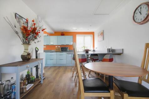 Dining-kitchen
