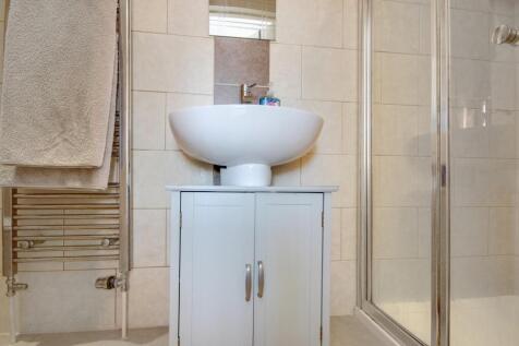 Master Ensuite