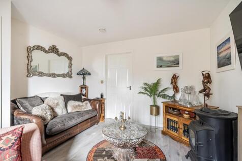 1365475-23-68e799fbab01d