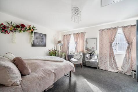 1365475-4-68e795a3b429a