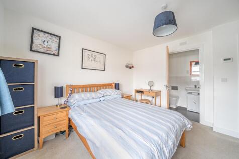 1371883-8-690207dd2f22d