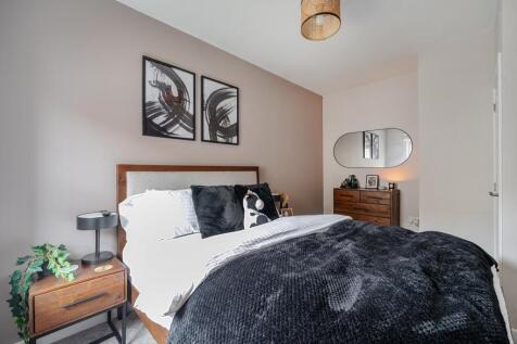 1369594-4-68f90854a91ae