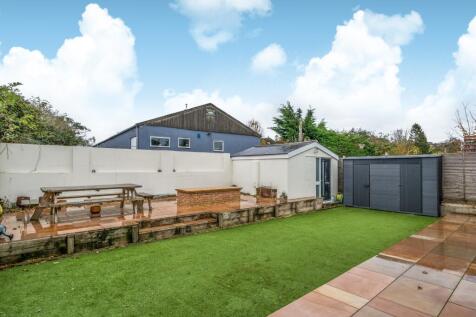 1372011-16-6909e8a7136e3