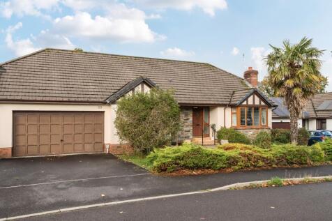 1370034-10-68fb8243b6f15