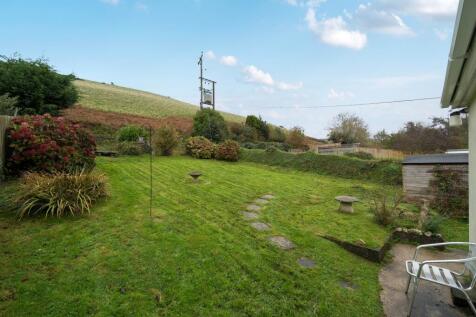 1376904-21-691338e779b30-ARW-1