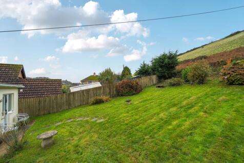 1376904-24-69133bc8a418a-ARW-1