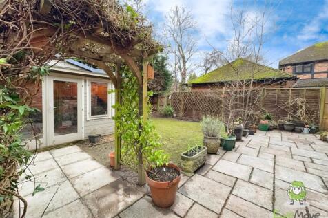 Garden and Summerhouse