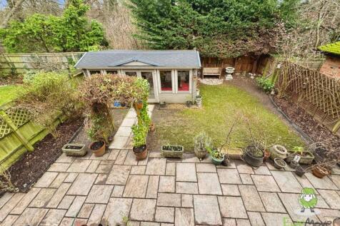 Garden and Summerhouse