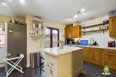 Kitchen-min