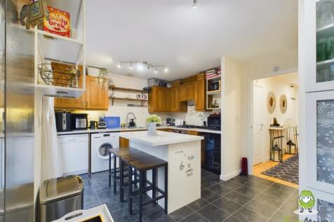 Kitchen3-min