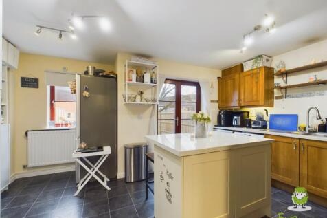 Kitchen2-min