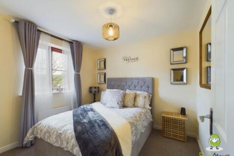 Bedroom2-min