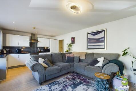 Living Room - Kitchen