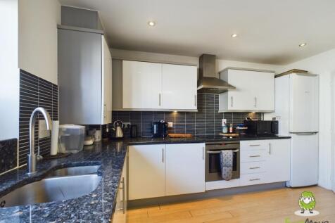 Living Room - Kitchen