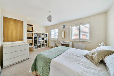 EweMove Basingstoke Estate Agents 