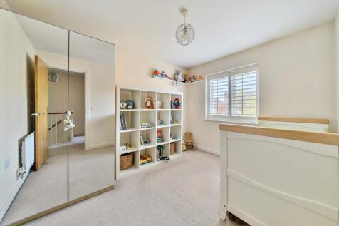EweMove Basingstoke Estate Agents 
