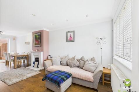 EweMove Estate Agents Basingstoke - Chaldon Green 