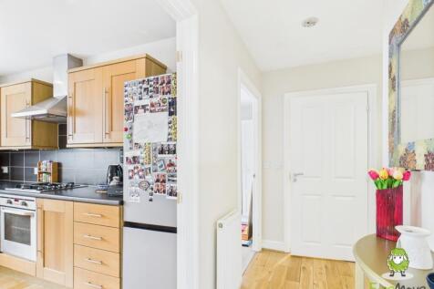 EweMove Estate Agents Basingstoke 