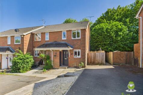 EweMove Estate Agents Basingstoke - Lime Gardens 