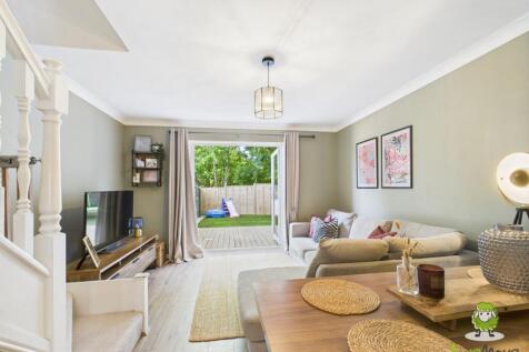EweMove Estate Agents Basingstoke - Lime Gardens 