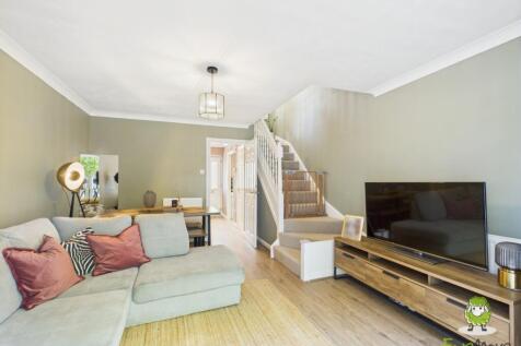 EweMove Estate Agents Basingstoke - Lime Gardens 