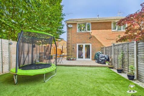 EweMove Estate Agents Basingstoke - Lime Gardens 